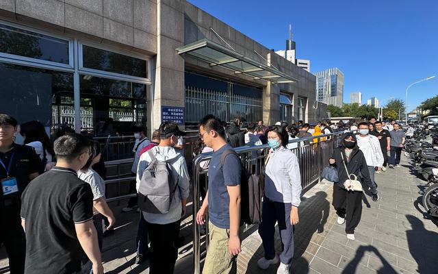 返”猫腻；韩国总统李在明面临哪些挑战？j9国际站新闻8点见丨起底车贷“高息高